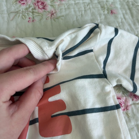 Little committee love crewneck size 3 months - Picture 4 of 5